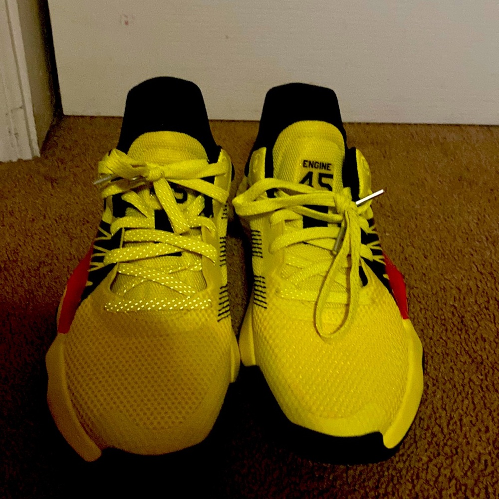 Donovan Mitchell shoes brand new